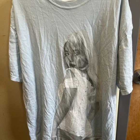 Sabrina Carpenter 2X Light Blue Short N’ Sweet tour Women's Short Sleeve Tee - Picture 4 of 14
